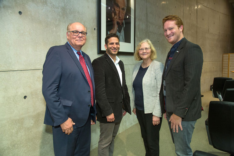 Zeiss-Salk-photo-06_01_17-grid