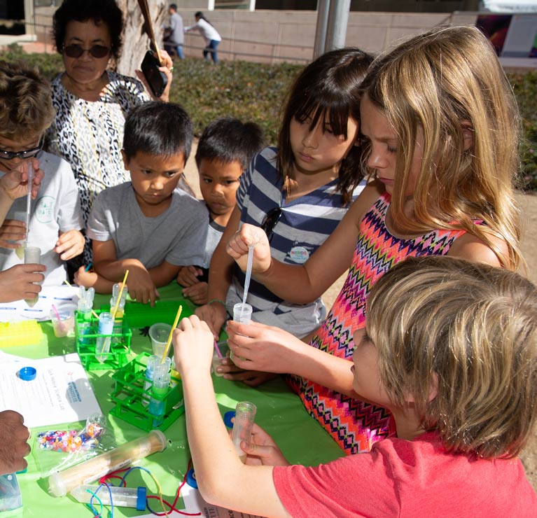 Salk Institute Links Food and Science at Inaugural Wellness Event