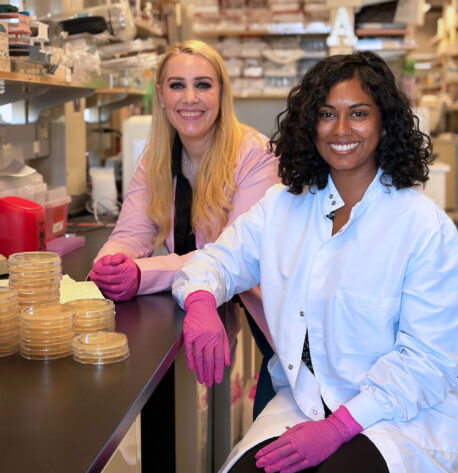 Janelle Ayres (left) and Shanes Abeywardena (right) discovered that naked mole rats are capable of peaceful queen succession, demonstrating unappreciated flexibility in their social order.
